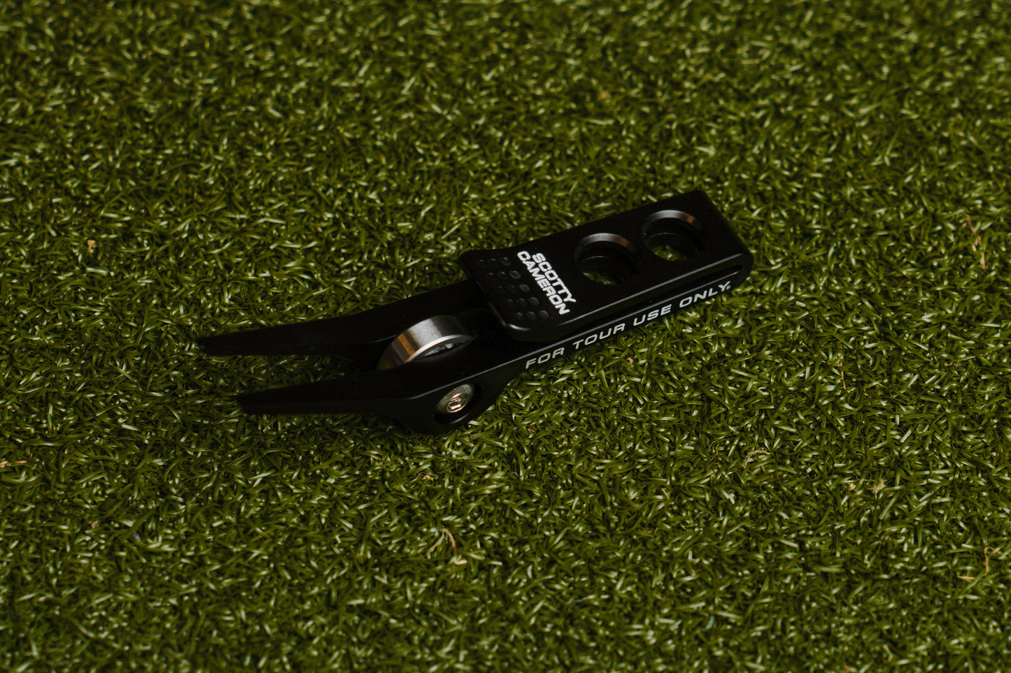 Scotty Cameron roller divot tool - Griinihaarukka