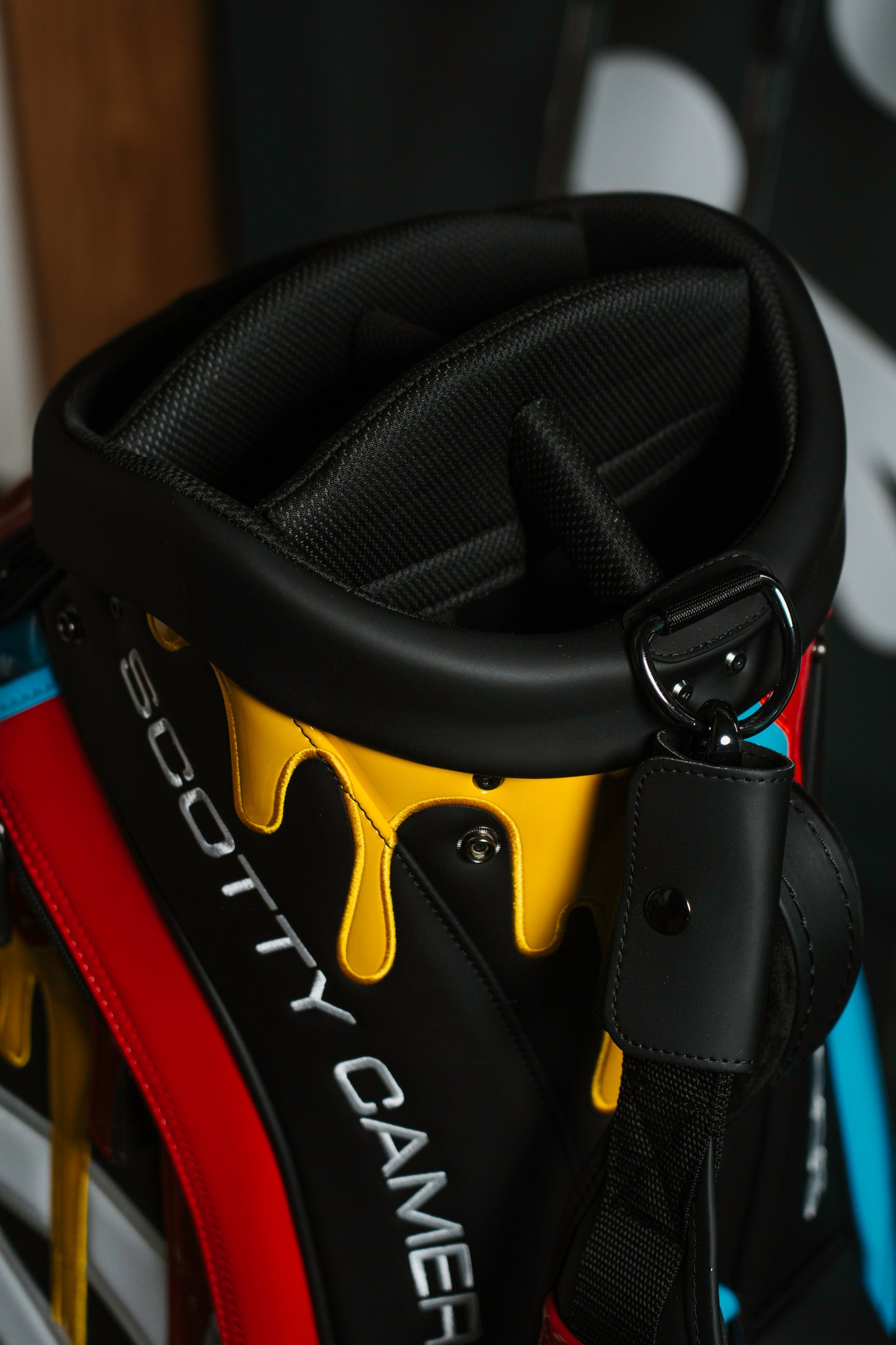 Scotty Cameron 2025 Tour Bag PAINT DRIP